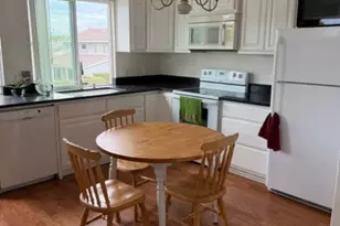 3190 Claremore, Long Beach, CA 90808 - Photo 3