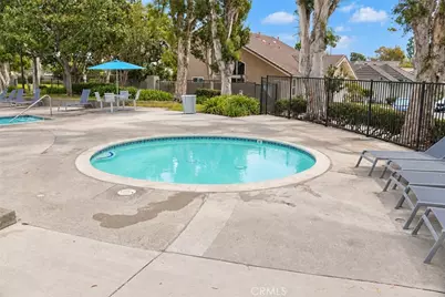 8 Silverwood, Irvine, CA 92604 - Photo 29