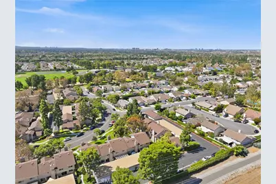 8 Silverwood, Irvine, CA 92604 - Photo 39