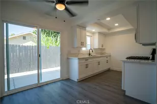 810 S Flower, Santa Ana, CA 92703 - Photo 23