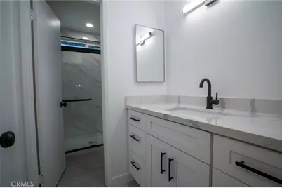 810 S Flower, Santa Ana, CA 92703 - Photo 21