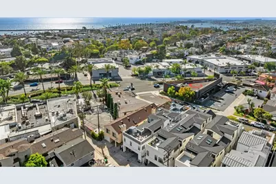 418 1/2 Larkspur, Newport Beach, CA 92625 - Photo 35