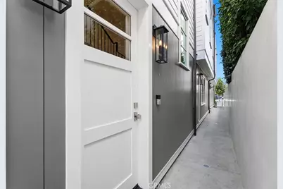 418 1/2 Larkspur, Newport Beach, CA 92625 - Photo 3