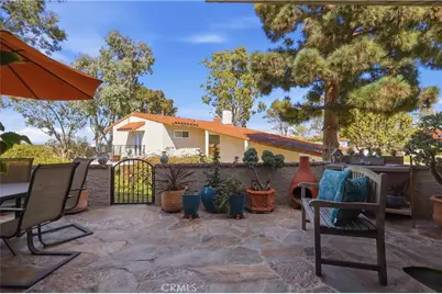 438 Vista Parada, Newport Beach, CA 92660 - Photo 13