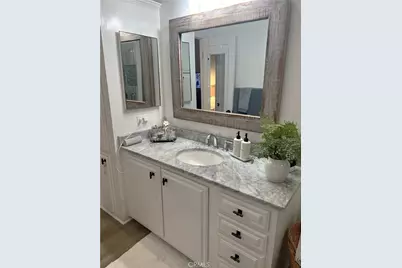 10 Saratoga #10, Newport Beach, CA 92660 - Photo 9
