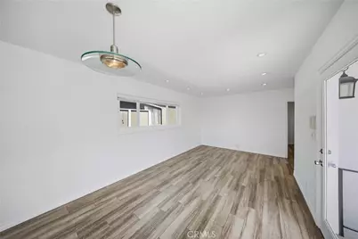 412 1/2 Dahlia Avenue, Corona del Mar, CA 92625 - Photo 9