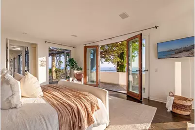 425 Panorama Drive, Laguna Beach, CA 92651 - Photo 15