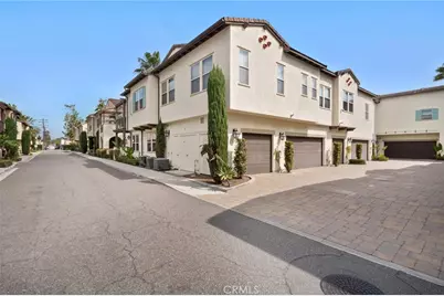 521 S Kroeger, Anaheim, CA 92805 - Photo 17