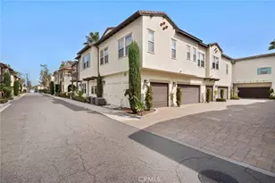 521 S Kroeger, Anaheim, CA 92805 - Photo 17