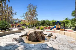 521 S Kroeger, Anaheim, CA 92805 - Photo 29