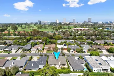 1407 Santanella, Newport Beach, CA 92625 - Photo 25