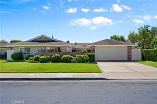 1407 Santanella, Newport Beach, CA 92625 - Photo 5