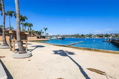 2004 E Ocean Boulevard, Newport Beach, CA 92661 - Photo 43