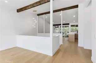 558 Vista Flora, Newport Beach, CA 92660 - Photo 5