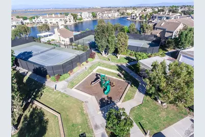 16106 Bonaire Circle, Huntington Beach, CA 92649 - Photo 55