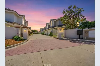 2680 Orange, Costa Mesa, CA 92627 - Photo 47