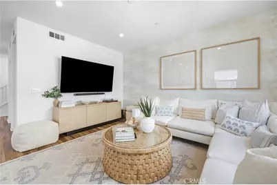 1174 Winslow, Newport Beach, CA 92660 - Photo 9