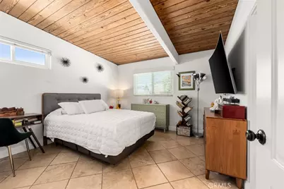 327 Santa Isabel, Newport Beach, CA 92660 - Photo 21
