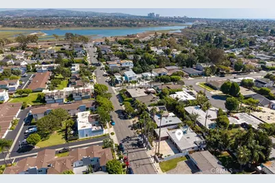 327 Santa Isabel, Newport Beach, CA 92660 - Photo 37