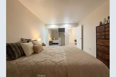 6815 Remmet #219, Canoga Park, CA 91303 - Photo 5