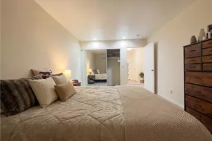 6815 Remmet, Canoga Park, CA 91303 - Photo 5