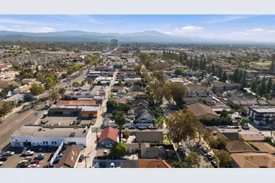 421 E Walnut, Santa Ana, CA 92701 - Photo 13
