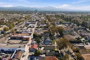 421 E Walnut, Santa Ana, CA 92701 - Photo 13