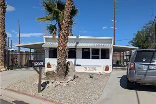 32005 Westchester Dr, Thousand Palms, CA 92276 - Photo 1