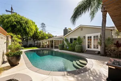 360 Villanova Road, Costa Mesa, CA 92626 - Photo 21