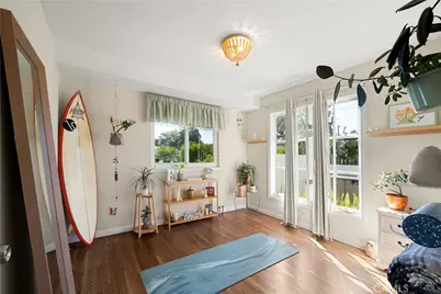 360 Villanova Road, Costa Mesa, CA 92626 - Photo 17