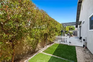 2033 Laurie Ln, Costa Mesa, CA 92627 - Photo 19