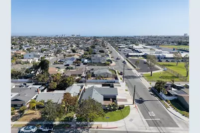 8232 Indianapolis, Huntington Beach, CA 92646 - Photo 5