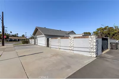 8232 Indianapolis, Huntington Beach, CA 92646 - Photo 13