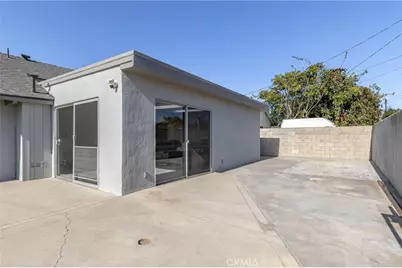 8232 Indianapolis, Huntington Beach, CA 92646 - Photo 23