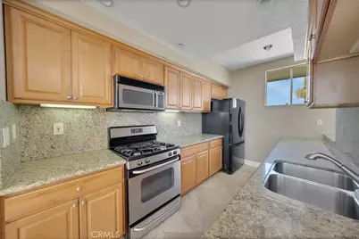 3361 Tempe, Huntington Beach, CA 92649 - Photo 19