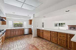 1700 Port Margate, Newport Beach, CA 92660 - Photo 11