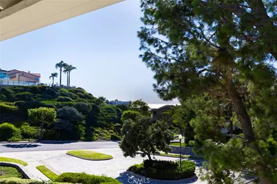 2 Vienna, Newport Beach, CA 92660 - Photo 9