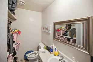 2318 W Greenacre, Anaheim, CA 92801 - Photo 13