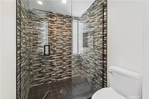 608 1/2 Orchid, Corona del Mar, CA 92625 - Photo 19
