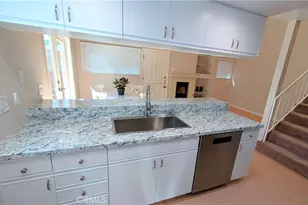 2302 Elden, Costa Mesa, CA 92627 - Photo 9