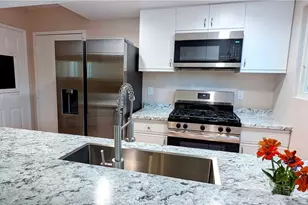 2302 Elden, Costa Mesa, CA 92627 - Photo 7