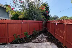 2302 Elden, Costa Mesa, CA 92627 - Photo 19