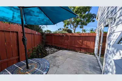 2302 Elden, Costa Mesa, CA 92627 - Photo 3