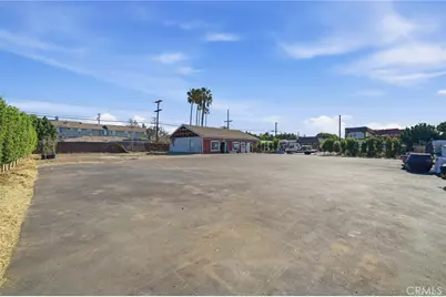 2302 Newport Boulevard, Costa Mesa, CA 92627 - Photo 9