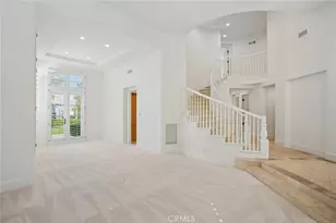 17 Colonial Dr, Newport Beach, CA 92660 - Photo 7