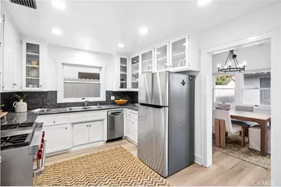 418 Belvue Lane, Newport Beach, CA 92661 - Photo 13