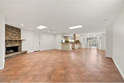 986 Post, Costa Mesa, CA 92626 - Photo 5