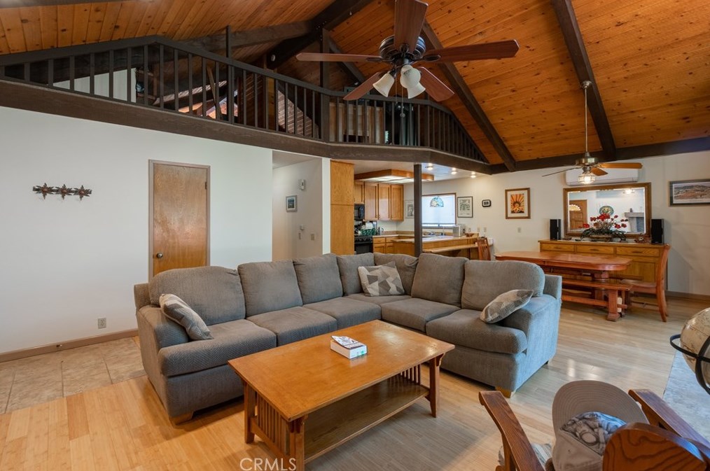 5043 Bluebird Ln, Lake Nacimiento, CA 93446