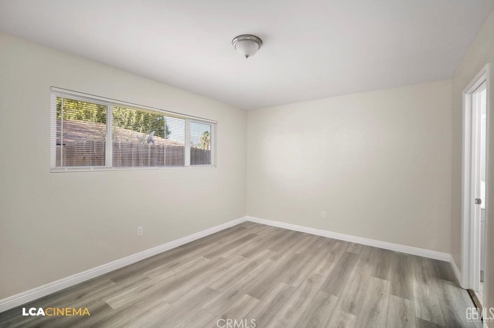 4613 Mccray St, Bakersfield CA  93308-1227 exterior