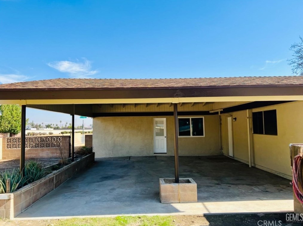 4613 Mccray St, Bakersfield CA  93308-1227 exterior